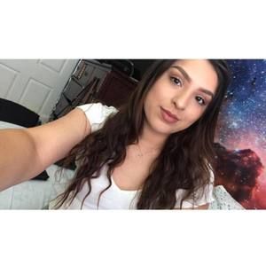 Meet your Posher, Carolina